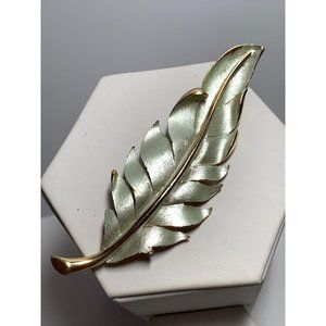 LISA Vintage Enameled Leaf Brooch Pin